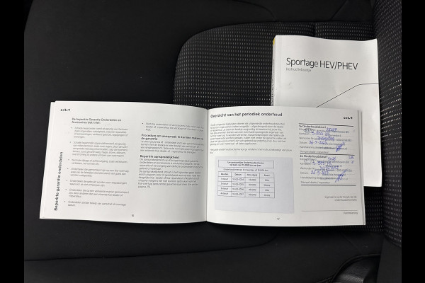 Kia Sportage 1.6 T-GDi Hybrid HEV DynamicLine (INCL-BTW) Aut.*FULL-LED | ADAPTIVE-CRUISE | WIDE-SCREEN-DIGI-COCKPIT | NAVI-FULLMAP | DAB | COMFORT-SEATS | ECC | SHIFT-PADDLES | CAMERA | PDC | PRIVACY-GLASS | CARPLAY | 17''ALU*