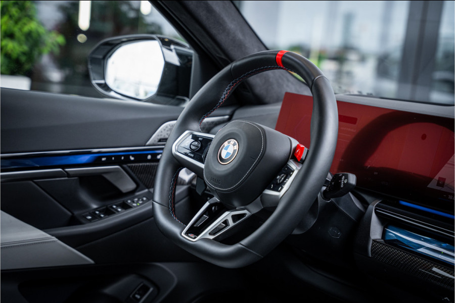 BMW 5 Serie Touring M5 - Panorama | B&W Audio | Carbonpakket