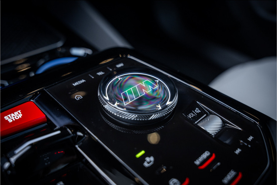 BMW 5 Serie Touring M5 - Panorama | B&W Audio | Carbonpakket
