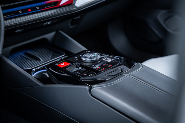 BMW 5 Serie Touring M5 - Panorama | B&W Audio | Carbonpakket