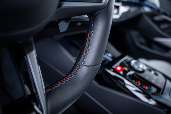 BMW 5 Serie Touring M5 - Panorama | B&W Audio | Carbonpakket