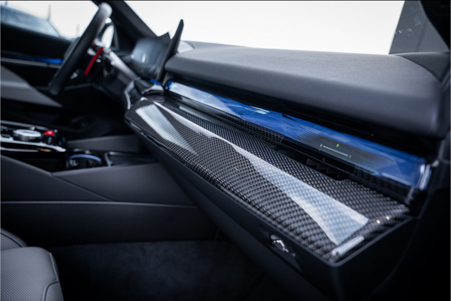BMW 5 Serie Touring M5 - Panorama | B&W Audio | Carbonpakket