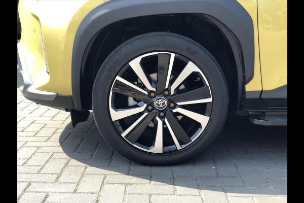 Toyota Yaris Cross 1.5 Hybrid Launch Edition | Trekhaak, Head up display, Leer, Elektrische achterklep, Blind spot, Matrix LED