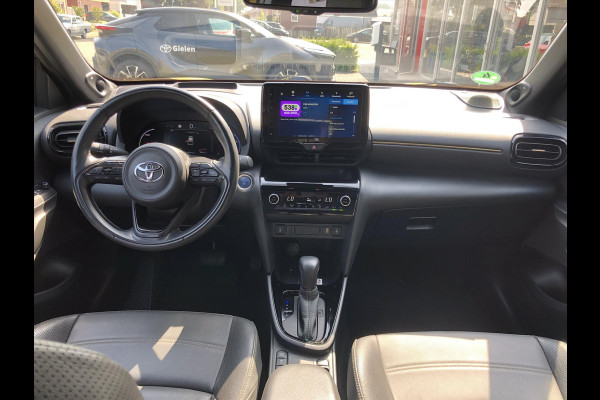 Toyota Yaris Cross 1.5 Hybrid Launch Edition | Trekhaak, Head up display, Leer, Elektrische achterklep, Blind spot, Matrix LED