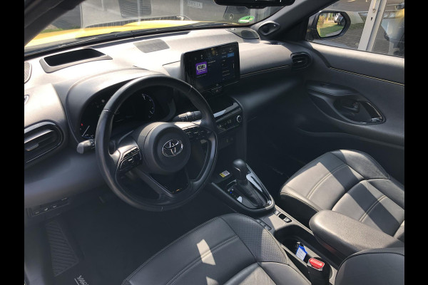Toyota Yaris Cross 1.5 Hybrid Launch Edition | Trekhaak, Head up display, Leer, Elektrische achterklep, Blind spot, Matrix LED