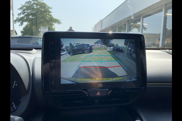 Toyota Yaris Cross 1.5 Hybrid Launch Edition | Trekhaak, Head up display, Leer, Elektrische achterklep, Blind spot, Matrix LED