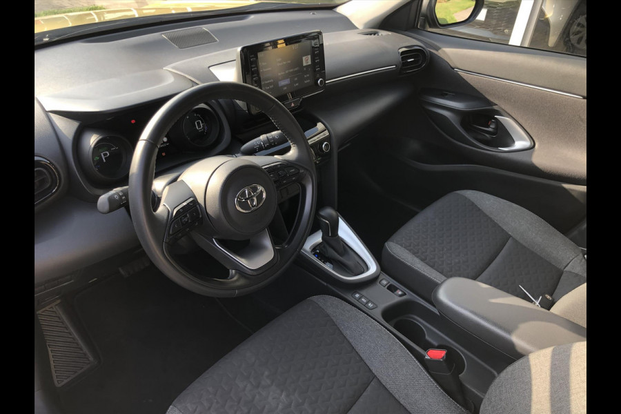 Toyota Yaris Cross 1.5 Hybrid Active | Apple CarPlay/Android auto, LED, Parkeercamera, Adaptive cruise control, Climate control