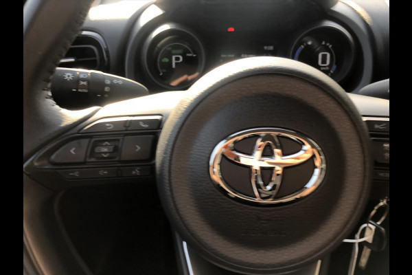 Toyota Yaris Cross 1.5 Hybrid Active | Apple CarPlay/Android auto, LED, Parkeercamera, Adaptive cruise control, Climate control