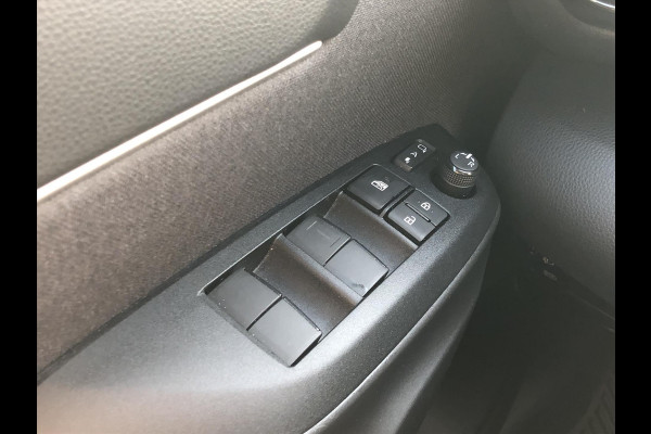 Toyota Yaris Cross 1.5 Hybrid Active | Apple CarPlay/Android auto, LED, Parkeercamera, Adaptive cruise control, Climate control