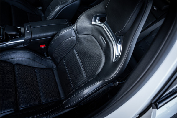 Mercedes-Benz A-Klasse AMG A35 4MATIC - Akrapovic | Panorama | Aero | Performance