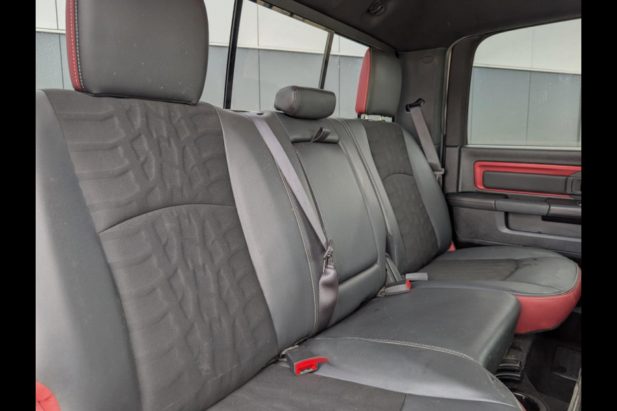 Dodge Ram 1500 5.7HEMI V8 CREWCAB 4X4 REBEL UITVOERING 3,5T TREKHAAK