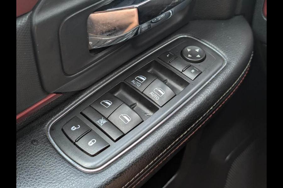 Dodge Ram 1500 5.7HEMI V8 CREWCAB 4X4 REBEL UITVOERING 3,5T TREKHAAK