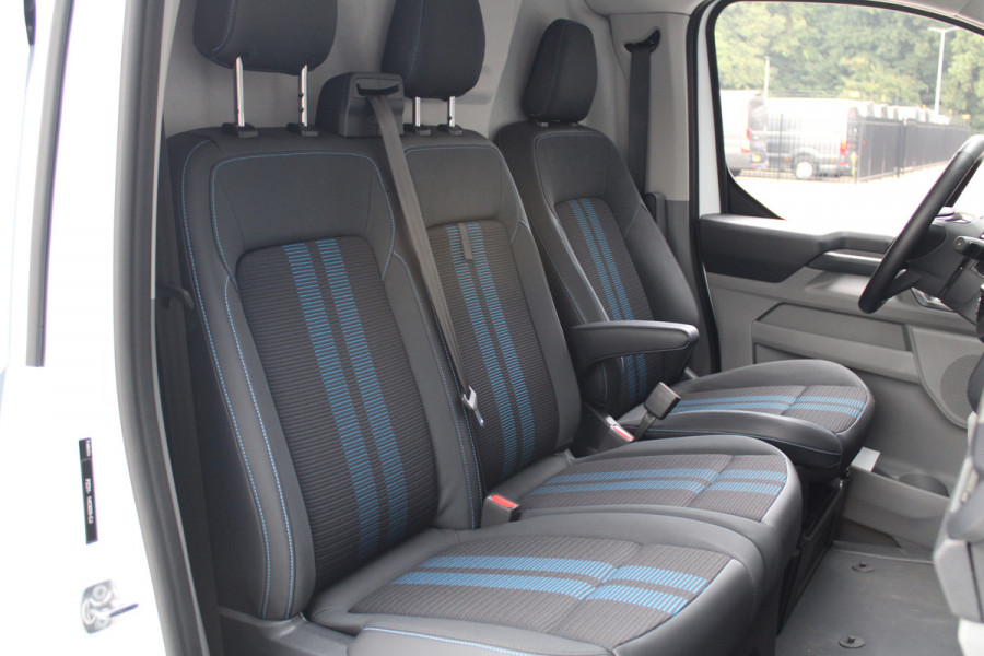 Ford Transit Custom 300 2.0 TDCI L2H1 Sport 170pk - 2x Schuifdeur - Trekhaak - ACC - 19'' LM Velgen - 70L Tank - Navi - Camera - Stoel & Stuurverwar