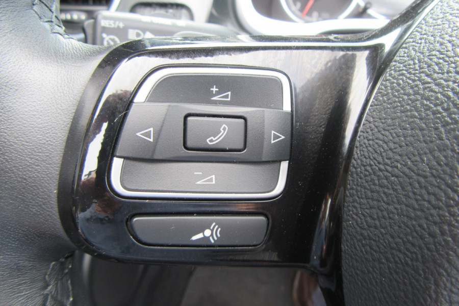 Volkswagen Beetle Cabriolet 1.4 TSI DSG Dune R-Line, Leder, Navigatie, Stoelverw.