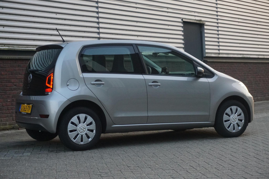 Volkswagen up! 1.0 move up!BlueMotion Executive/Dealeronderhouden /All-Seasonbanden.