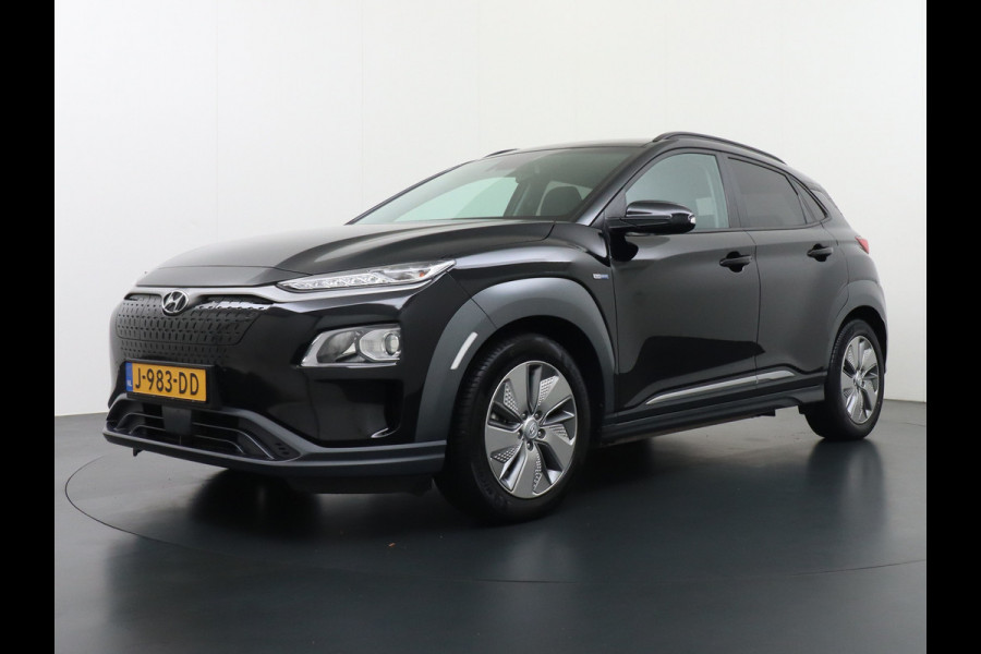 Hyundai Kona EV 64kWh Camera Apple Carplay/Android Auto Navi Adaptive Cruise Camera HUD Pdc-V+A 17"LM Lane Assist Blind Spot Monitor FCA Keyless Led Etms systeem Forward Collision-Avoidance Assist Highway assist sys Origineel NLse auto,  garantie op accu 06-07-2028/160.000km
