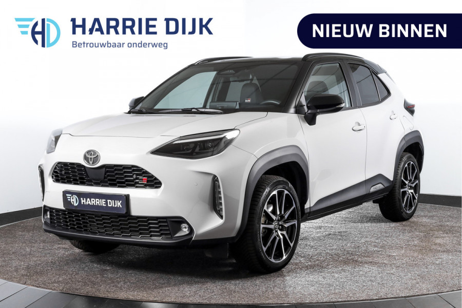 Toyota Yaris Cross 1.5 Hybrid 130 GR Sport (Nieuw model) | Dig.Cockpit | Adapt.Cruise | Stoel+Stuurverw. | Camera | PDC + NAV + App.Connect (Draadloos) | ECC | LM 18" | 2210
