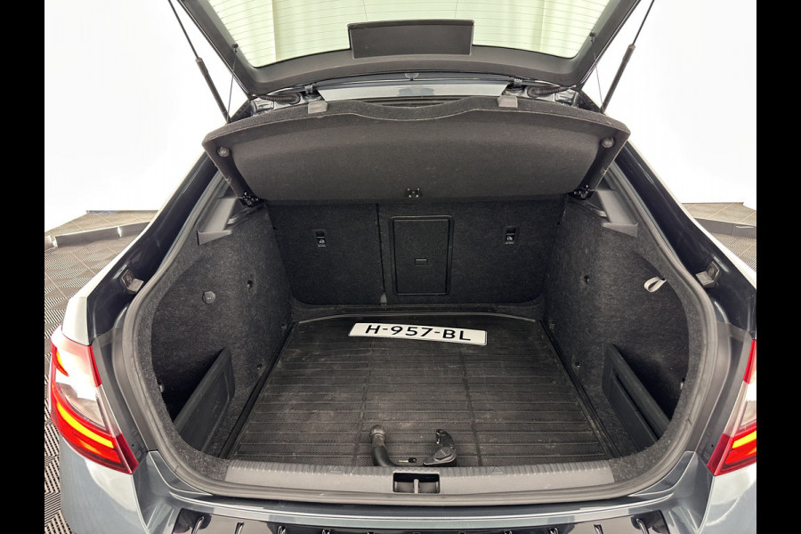 Škoda Octavia 1.5 TSI Greentech Sport Business Aut. *PANO | FULL-LED | DIGI-COCKPIT | NAVI-FULLMAP | SPORT-SEATS | CAMERA | CARPLAY | DAB+ | ECC | PDC | CRUISE | 18''ALU | TOWBAR*
