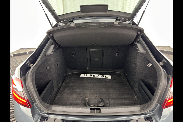 Škoda Octavia 1.5 TSI Greentech Sport Business Aut. *PANO | FULL-LED | DIGI-COCKPIT | NAVI-FULLMAP | SPORT-SEATS | CAMERA | CARPLAY | DAB+ | ECC | PDC | CRUISE | 18''ALU | TOWBAR*