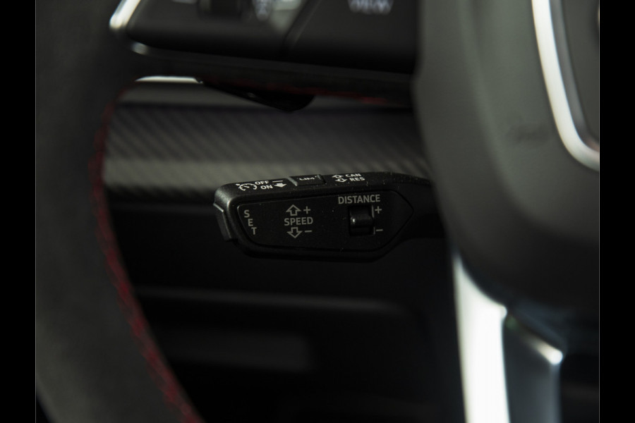 Audi RS Q8 4.0 TFSI quattro Performance CARBON PACK I B&O ADVANCED I TOWBAR I CARBON TRIM