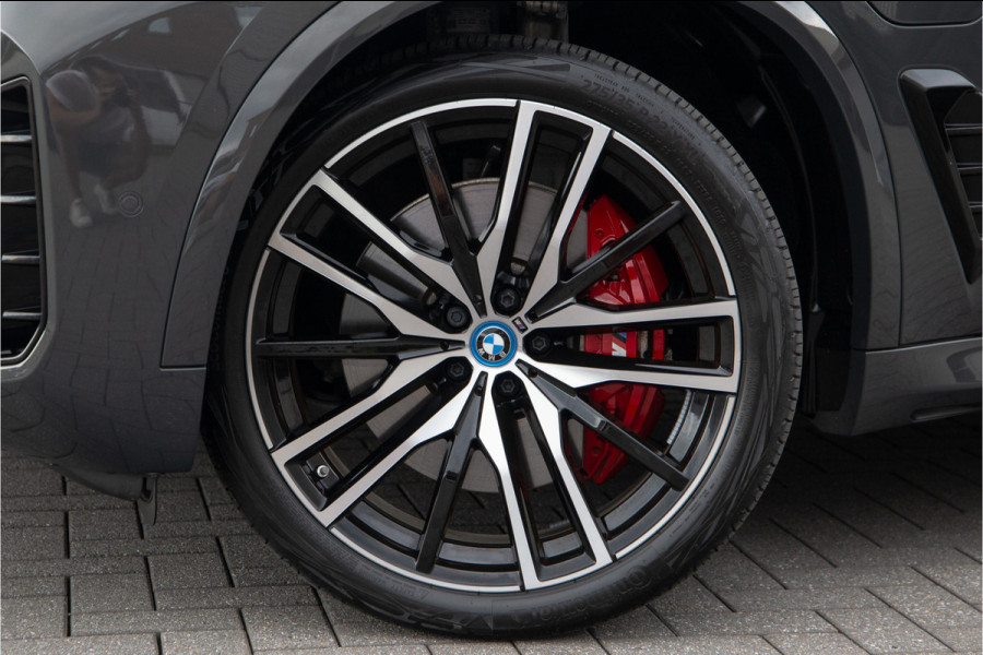 BMW X5 xDrive50e M-Sport Pro, Facelift, Panorama, Harman Kardon, Innovation, Head-up 2025