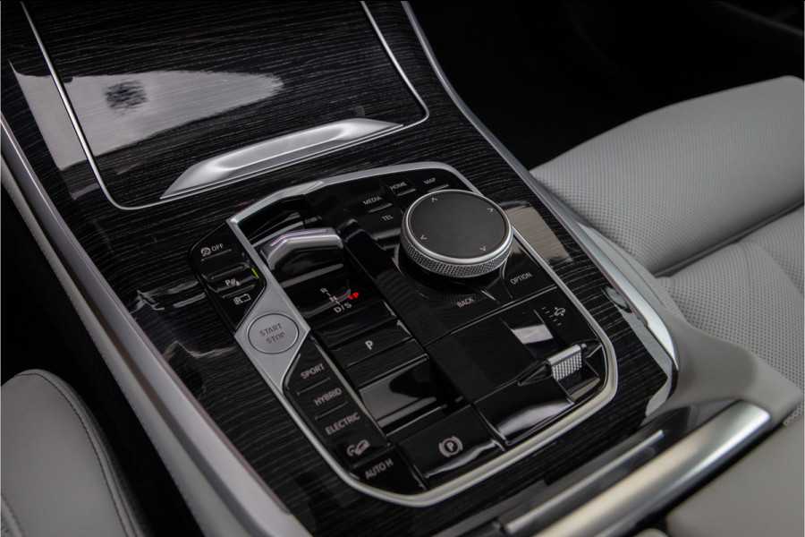 BMW X5 xDrive50e M-Sport Pro, Facelift, Panorama, Harman Kardon, Innovation, Head-up 2025