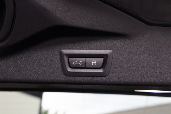 BMW X5 xDrive50e M-Sport Pro, Facelift, Panorama, Harman Kardon, Innovation, Head-up 2025