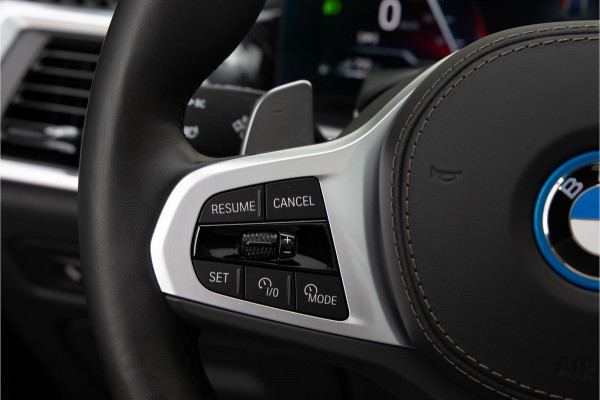 BMW X5 xDrive50e M-Sport Pro, Facelift, Panorama, Harman Kardon, Innovation, Head-up 2025