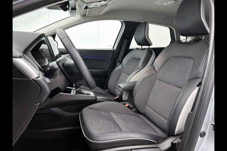 Renault Captur E-Tech plug-in hybrid 160PK techno / NAVI GROOT / 18" LM / STOELVERWARMING