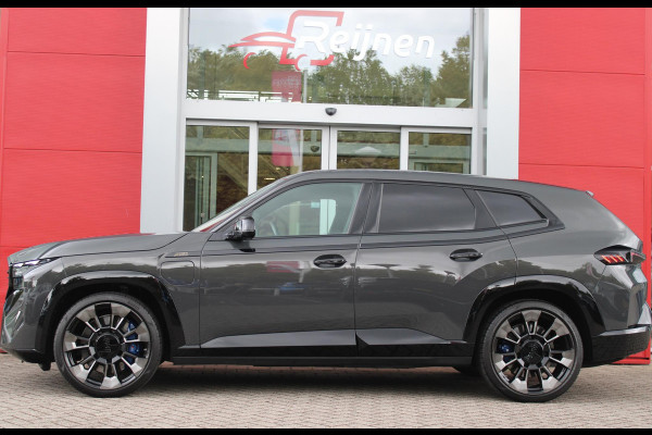 BMW XM 654PK PHEV 30 kWh | 23" LICHTMETALEN VELGEN JETBLACK | SOFT CLOSE | ELEKTRISCH WEGKLAPBARE TREKHAAK | M SPORTREMMEN | DRIVING ASSISTANCE PROFESSIONAL O.A. (ADAPTIVE CRUISE CONTROL/DODEHOEK DETECTIE) | BOWERS & WILKINS SOUND SYSTEM | LASER LIGHT KOPLAMPEN | VERWARMDE/GEKOELDE BEKERHOUDERS | DRAADLOZE TELEFOONLADER | ELEKTRISCH VERSTELBAAR STUURKOLOM | STOEL VERWARMING VOOR/ACHTER | M-SPORT UITLAATSYSTEM | MEESTURENDE ACHTERAS | ADAPTIEF CHASSIS M SPORT | COMFORT ACCESS | ICONIC GLOW GRILL | STOEL VENTILATIE | SHADOW LINE | ELEKTISCH BEDIENBARE STOELEN MET GEHEUGEN EN MA