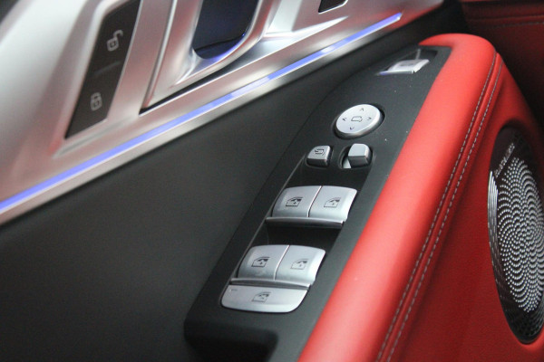 BMW XM 654PK PHEV 30 kWh | 23" LICHTMETALEN VELGEN JETBLACK | SOFT CLOSE | ELEKTRISCH WEGKLAPBARE TREKHAAK | M SPORTREMMEN | DRIVING ASSISTANCE PROFESSIONAL O.A. (ADAPTIVE CRUISE CONTROL/DODEHOEK DETECTIE) | BOWERS & WILKINS SOUND SYSTEM | LASER LIGHT KOPLAMPEN | VERWARMDE/GEKOELDE BEKERHOUDERS | DRAADLOZE TELEFOONLADER | ELEKTRISCH VERSTELBAAR STUURKOLOM | STOEL VERWARMING VOOR/ACHTER | M-SPORT UITLAATSYSTEM | MEESTURENDE ACHTERAS | ADAPTIEF CHASSIS M SPORT | COMFORT ACCESS | ICONIC GLOW GRILL | STOEL VENTILATIE | SHADOW LINE | ELEKTISCH BEDIENBARE STOELEN MET GEHEUGEN EN MA