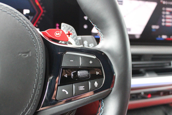 BMW XM 654PK PHEV 30 kWh | 23" LICHTMETALEN VELGEN JETBLACK | SOFT CLOSE | ELEKTRISCH WEGKLAPBARE TREKHAAK | M SPORTREMMEN | DRIVING ASSISTANCE PROFESSIONAL O.A. (ADAPTIVE CRUISE CONTROL/DODEHOEK DETECTIE) | BOWERS & WILKINS SOUND SYSTEM | LASER LIGHT KOPLAMPEN | VERWARMDE/GEKOELDE BEKERHOUDERS | DRAADLOZE TELEFOONLADER | ELEKTRISCH VERSTELBAAR STUURKOLOM | STOEL VERWARMING VOOR/ACHTER | M-SPORT UITLAATSYSTEM | MEESTURENDE ACHTERAS | ADAPTIEF CHASSIS M SPORT | COMFORT ACCESS | ICONIC GLOW GRILL | STOEL VENTILATIE | SHADOW LINE | ELEKTISCH BEDIENBARE STOELEN MET GEHEUGEN EN MA