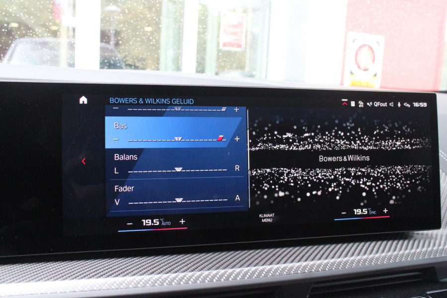 BMW XM 654PK PHEV 30 kWh | 23" LICHTMETALEN VELGEN JETBLACK | SOFT CLOSE | ELEKTRISCH WEGKLAPBARE TREKHAAK | M SPORTREMMEN | DRIVING ASSISTANCE PROFESSIONAL O.A. (ADAPTIVE CRUISE CONTROL/DODEHOEK DETECTIE) | BOWERS & WILKINS SOUND SYSTEM | LASER LIGHT KOPLAMPEN | VERWARMDE/GEKOELDE BEKERHOUDERS | DRAADLOZE TELEFOONLADER | ELEKTRISCH VERSTELBAAR STUURKOLOM | STOEL VERWARMING VOOR/ACHTER | M-SPORT UITLAATSYSTEM | MEESTURENDE ACHTERAS | ADAPTIEF CHASSIS M SPORT | COMFORT ACCESS | ICONIC GLOW GRILL | STOEL VENTILATIE | SHADOW LINE | ELEKTISCH BEDIENBARE STOELEN MET GEHEUGEN EN MA