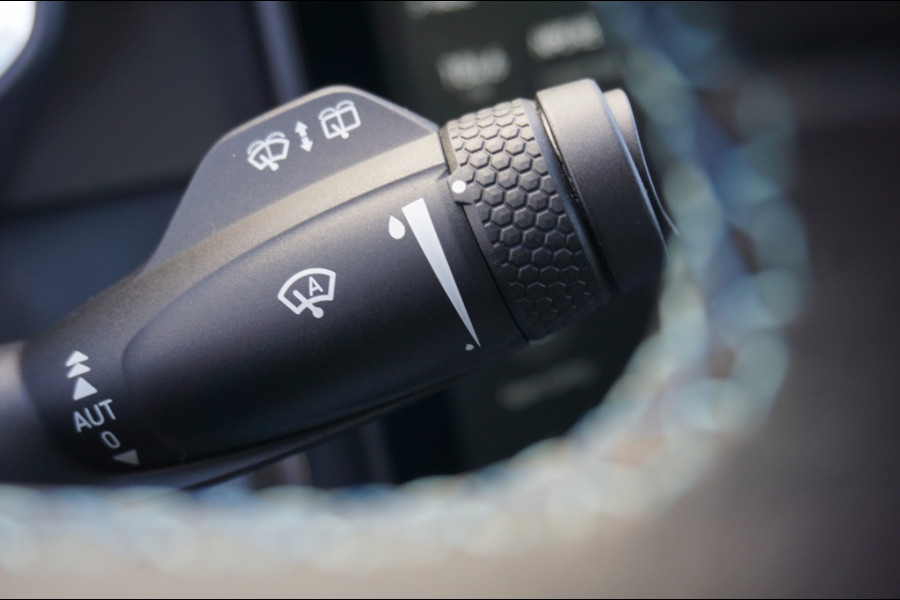 Lynk & Co 01 262PK PHEV ADAPTIVE | SCHUIFDAK | 360CAMERA | INFINITY AUDIO!