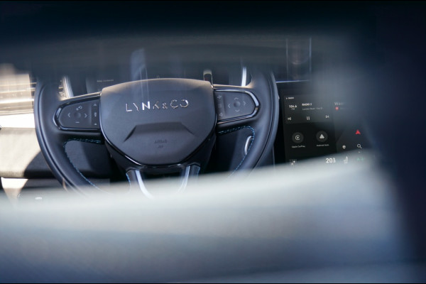 Lynk & Co 01 262PK PHEV ADAPTIVE | SCHUIFDAK | 360CAMERA | INFINITY AUDIO!