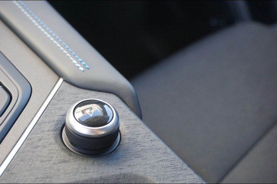 Lynk & Co 01 262PK PHEV ADAPTIVE | SCHUIFDAK | 360CAMERA | INFINITY AUDIO!