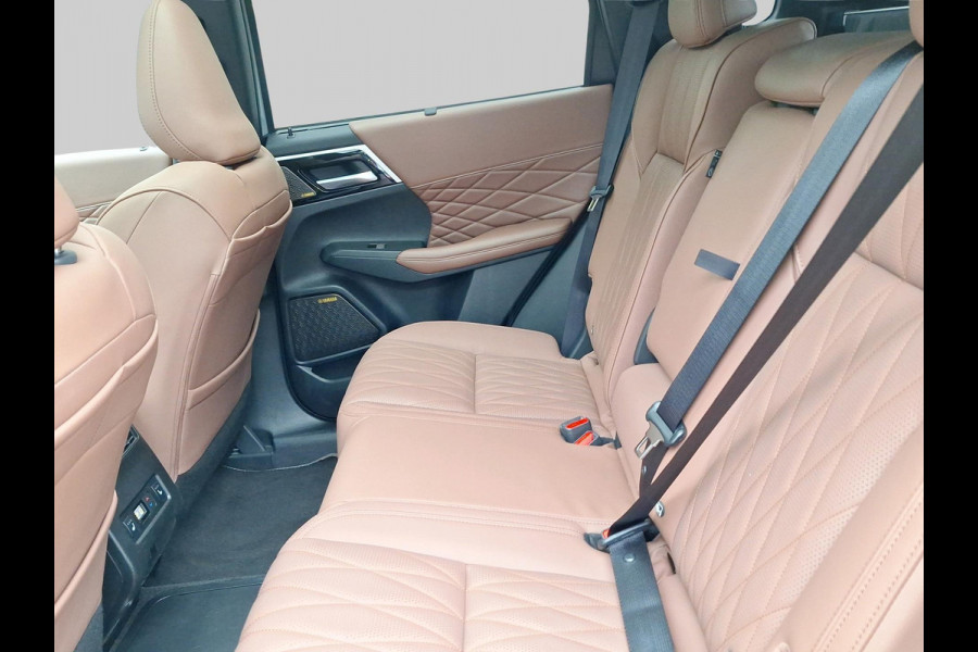Mitsubishi Outlander 2.4 PHEV Instyle+