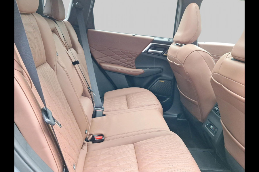 Mitsubishi Outlander 2.4 PHEV Instyle+