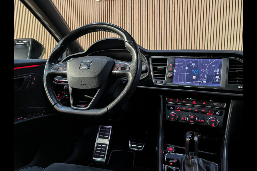 Seat León ST 2.0 TSI CUPRA 300 - Pano - Keyless - Acc