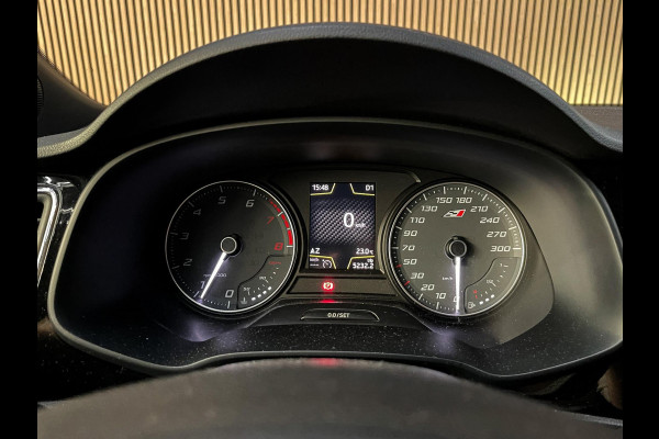 Seat León ST 2.0 TSI CUPRA 300 - Pano - Keyless - Acc