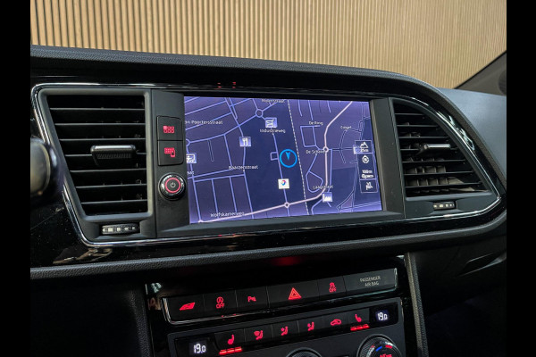 Seat León ST 2.0 TSI CUPRA 300 - Pano - Keyless - Acc