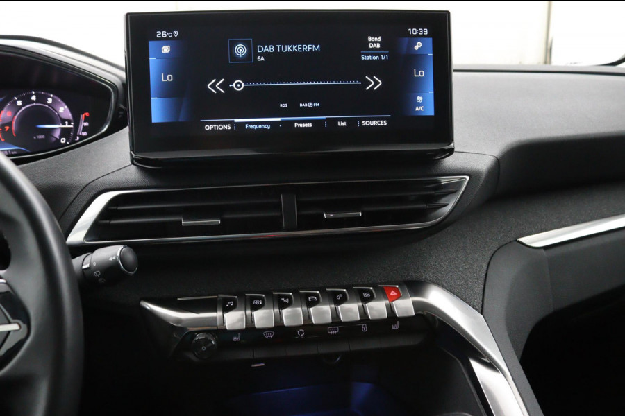 Peugeot 3008 1.2 PureTech Allure Pack*ECC*HAAK*NAVI*CAM*CARPLAY