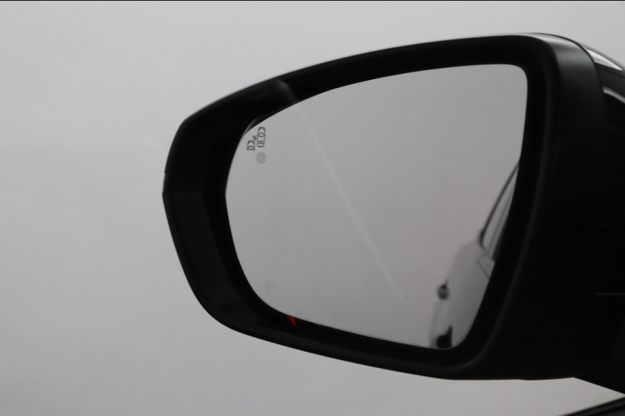 Peugeot 3008 1.2 PureTech Allure Pack*ECC*HAAK*NAVI*CAM*CARPLAY