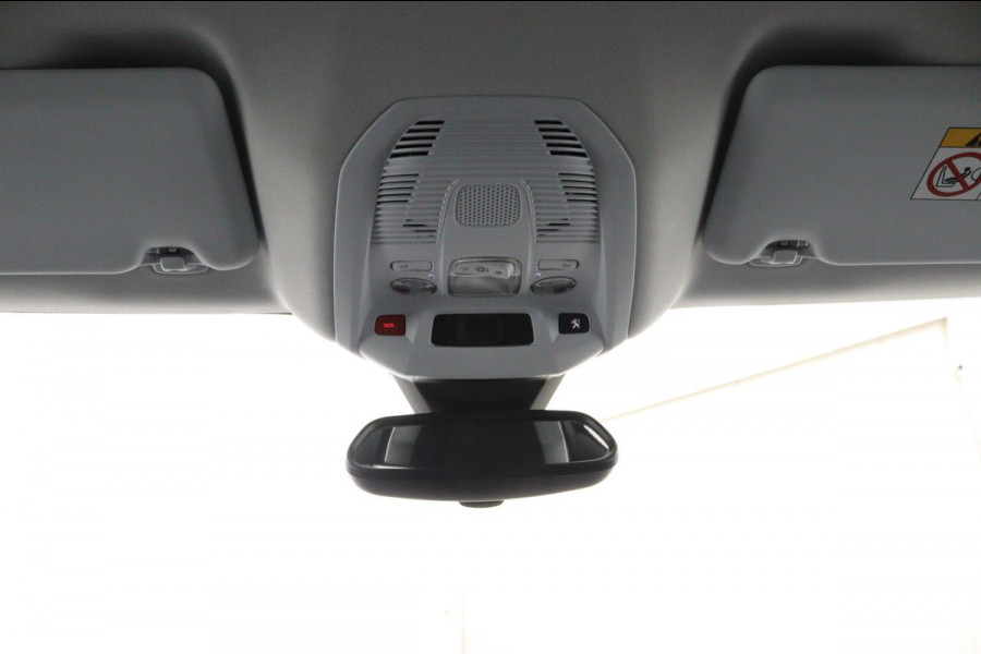 Peugeot 3008 1.2 PureTech Allure Pack*ECC*HAAK*NAVI*CAM*CARPLAY