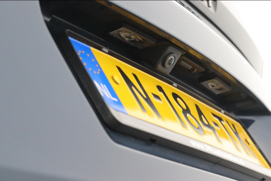 Peugeot 3008 1.2 PureTech Allure Pack*ECC*HAAK*NAVI*CAM*CARPLAY