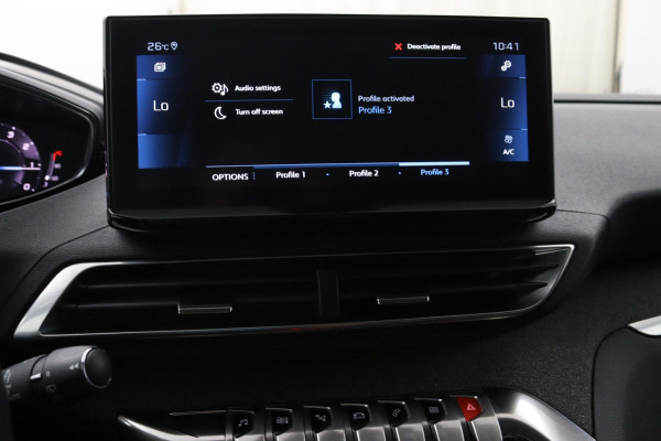 Peugeot 3008 1.2 PureTech Allure Pack*ECC*HAAK*NAVI*CAM*CARPLAY