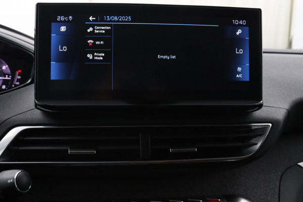 Peugeot 3008 1.2 PureTech Allure Pack*ECC*HAAK*NAVI*CAM*CARPLAY
