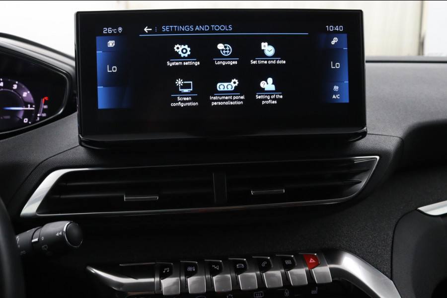 Peugeot 3008 1.2 PureTech Allure Pack*ECC*HAAK*NAVI*CAM*CARPLAY