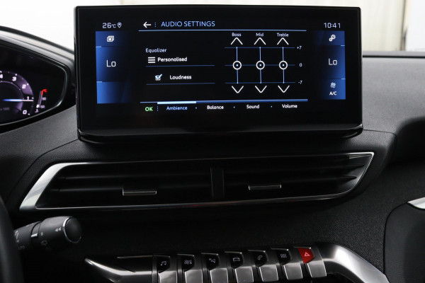 Peugeot 3008 1.2 PureTech Allure Pack*ECC*HAAK*NAVI*CAM*CARPLAY