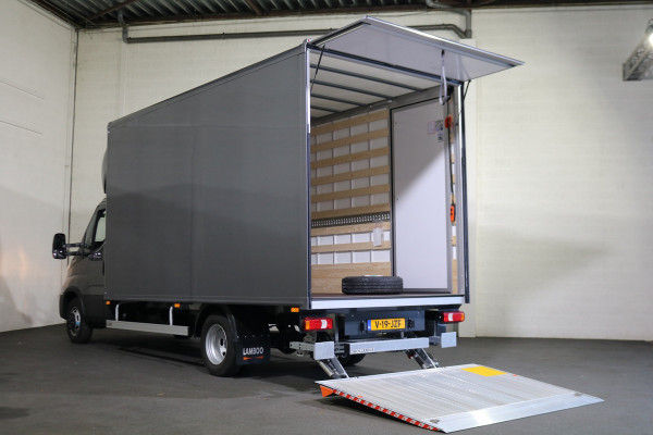 Iveco Daily 40C18 3.0 Bakwagen met Laadklep Automaat (Nieuw Model)